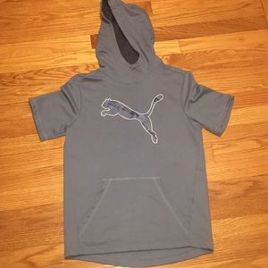 Boys large puma sleeve less sweatshirt
